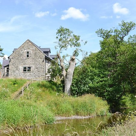 Ty Rhyd Llanrhaeadr-ym-Mochnant Exterior foto
